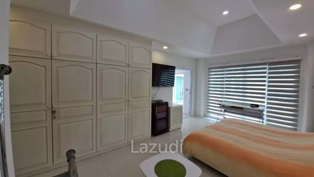 3 Bedroom 4 Bathroom 280 SQ.M. Phoenix Golf & Country Club