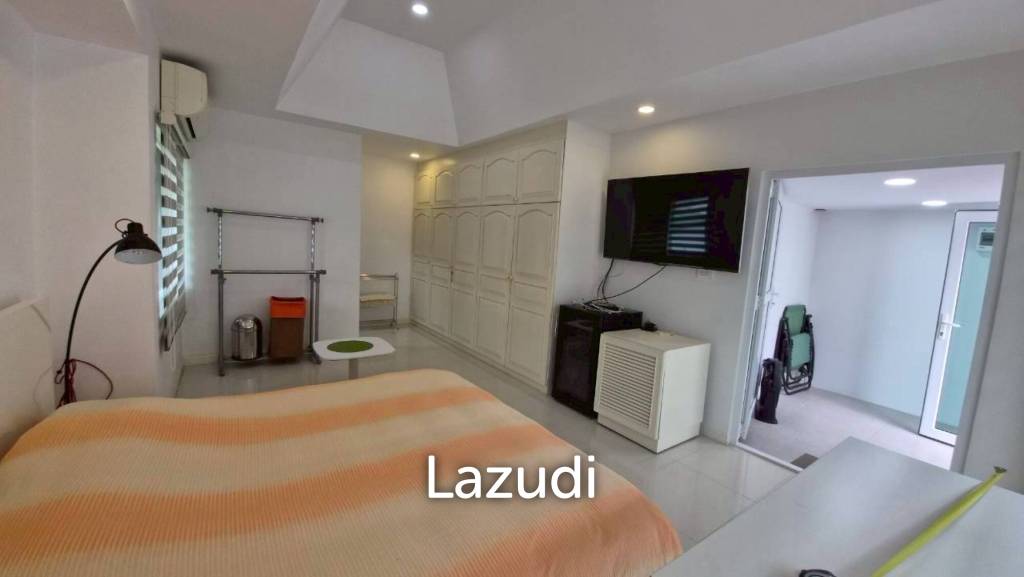 3 Bedroom 4 Bathroom 280 SQ.M. Phoenix Golf & Country Club