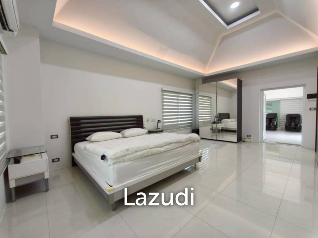 3 Bedroom 4 Bathroom 280 SQ.M. Phoenix Golf & Country Club