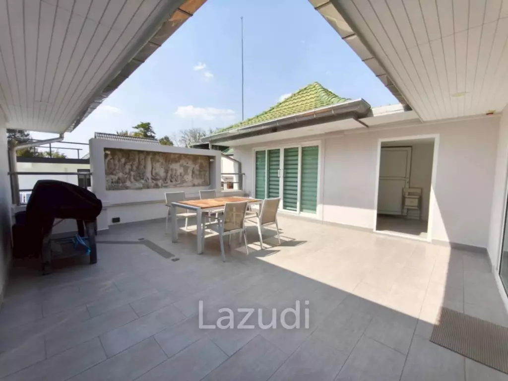 3 Bedroom 4 Bathroom 280 SQ.M. Phoenix Golf & Country Club