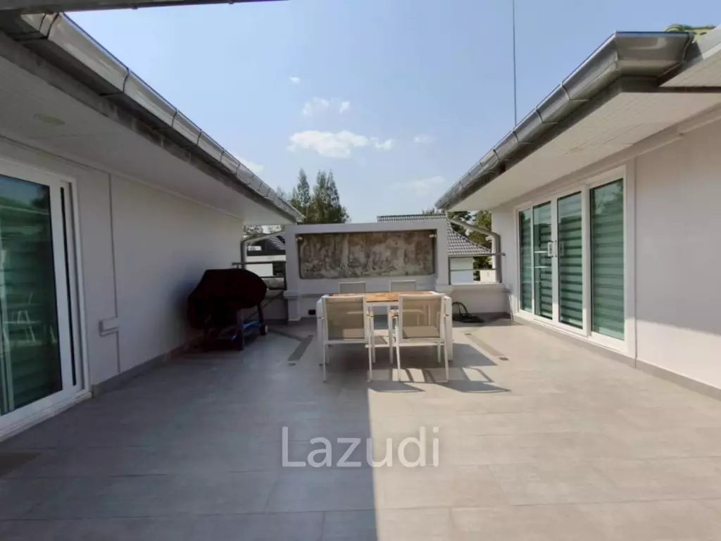 3 Bedroom 4 Bathroom 280 SQ.M. Phoenix Golf & Country Club