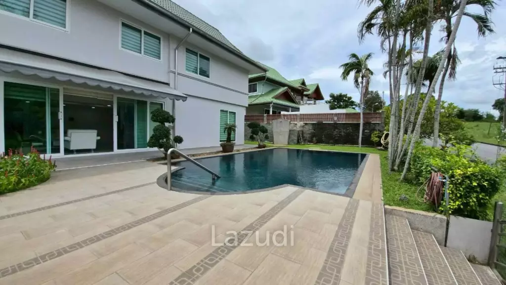 3 Bedroom 4 Bathroom 280 SQ.M. Phoenix Golf & Country Club