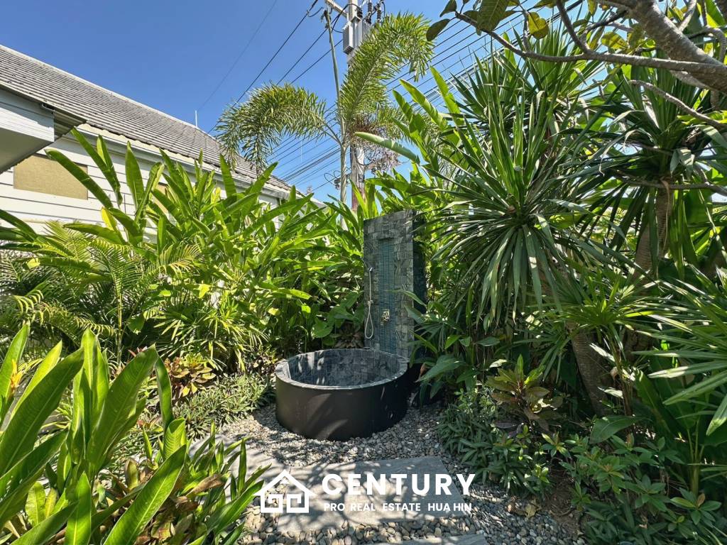 Modern detached home‑style home in Thap Tai Hua Hin