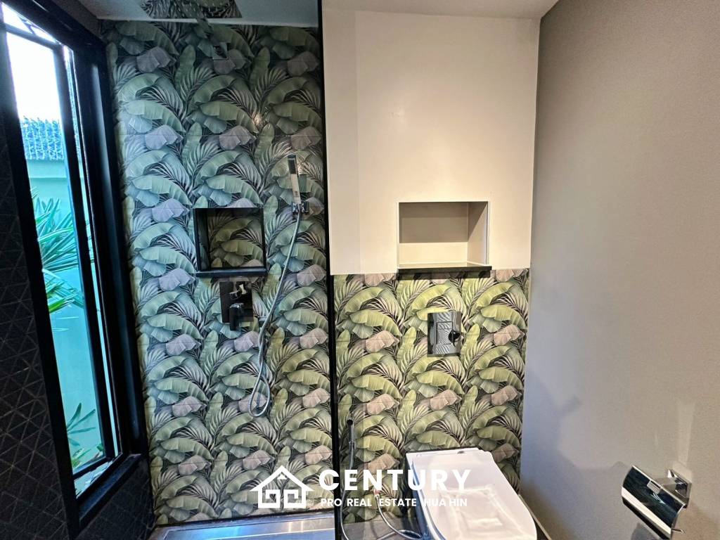 Modern detached home‑style home in Thap Tai Hua Hin