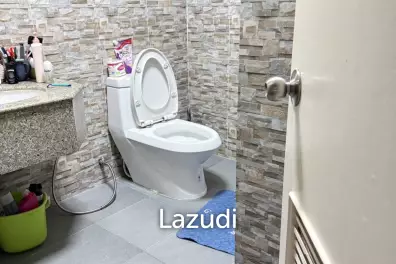 135 sqm 3-Bed Condo on 33rd Floor in Wittayu Complex Makkasan Bangkok