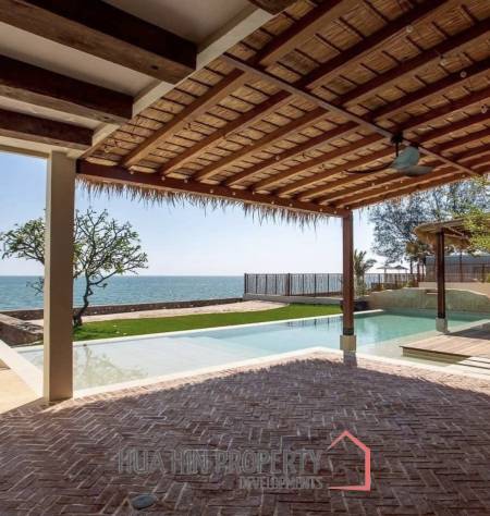 LUXURY BEACHFRONT POOL VILLA IN HUA HIN