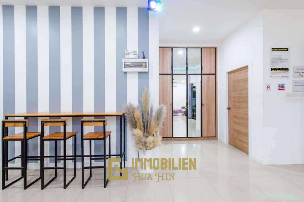 Investmentmöglichkeit / privater Pool / Wasserrutsche