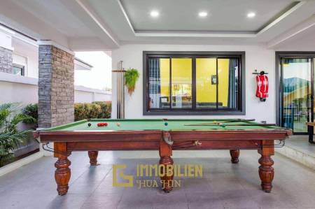 Investmentmöglichkeit / privater Pool / Wasserrutsche