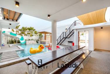 350 sqm 4 Bedroom Pool Villa for Sale in Hua Hin