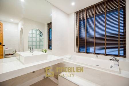 Investmentmöglichkeit / privater Pool / Wasserrutsche / 4 Schlafzimmer