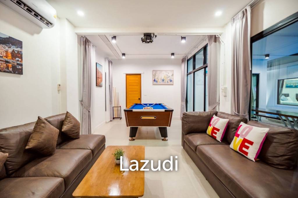 350 sqm 4 Bedroom Pool Villa for Sale in Hua Hin