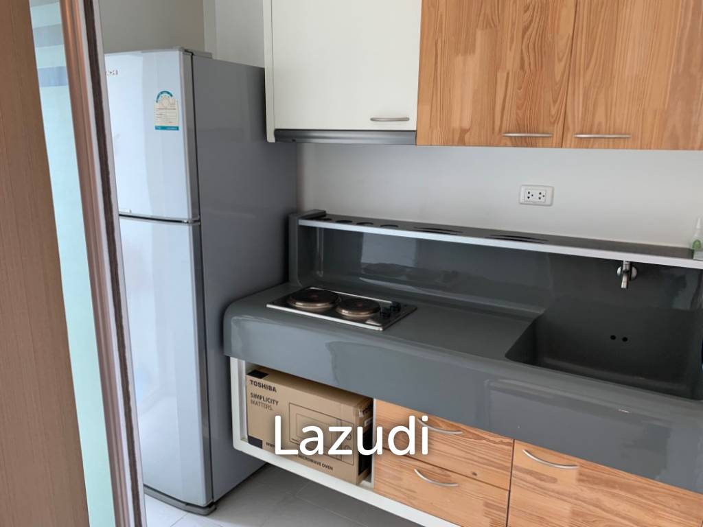 58 sqm high floor condo at Q House Condo Sathorn Khlong San