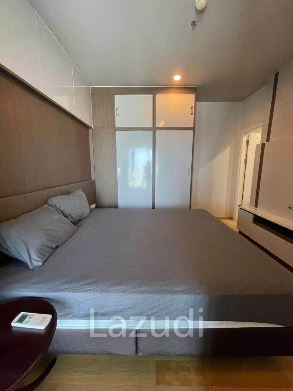 70 sqm high floor condo Hive Sathorn Khlong San Bangkok