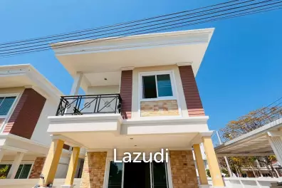 Pannasub 8: 3 beds 3 beds with 1 office room on Soi 88
