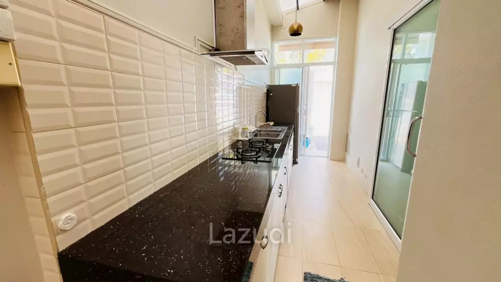 Pannasub 8: 3 beds 3 beds with 1 office room on Soi 88