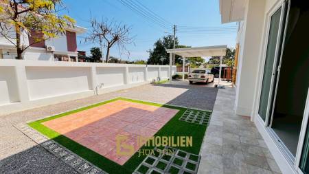 Pannasub 8: 3 Schlafzimmer / 3 Bäder mit 1 Büroraum in der Soi 88 zur Miete