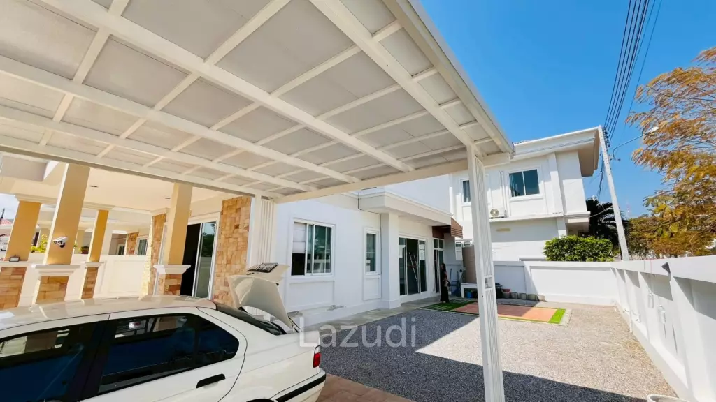 Pannasub 8: 3 beds 3 beds with 1 office room on Soi 88