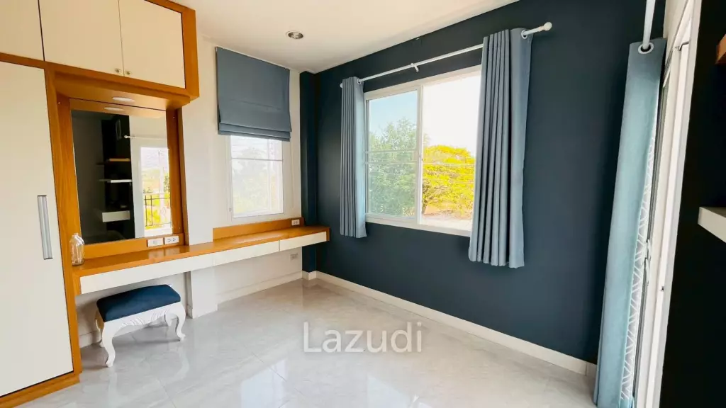 Pannasub 8: 3 beds 3 beds with 1 office room on Soi 88
