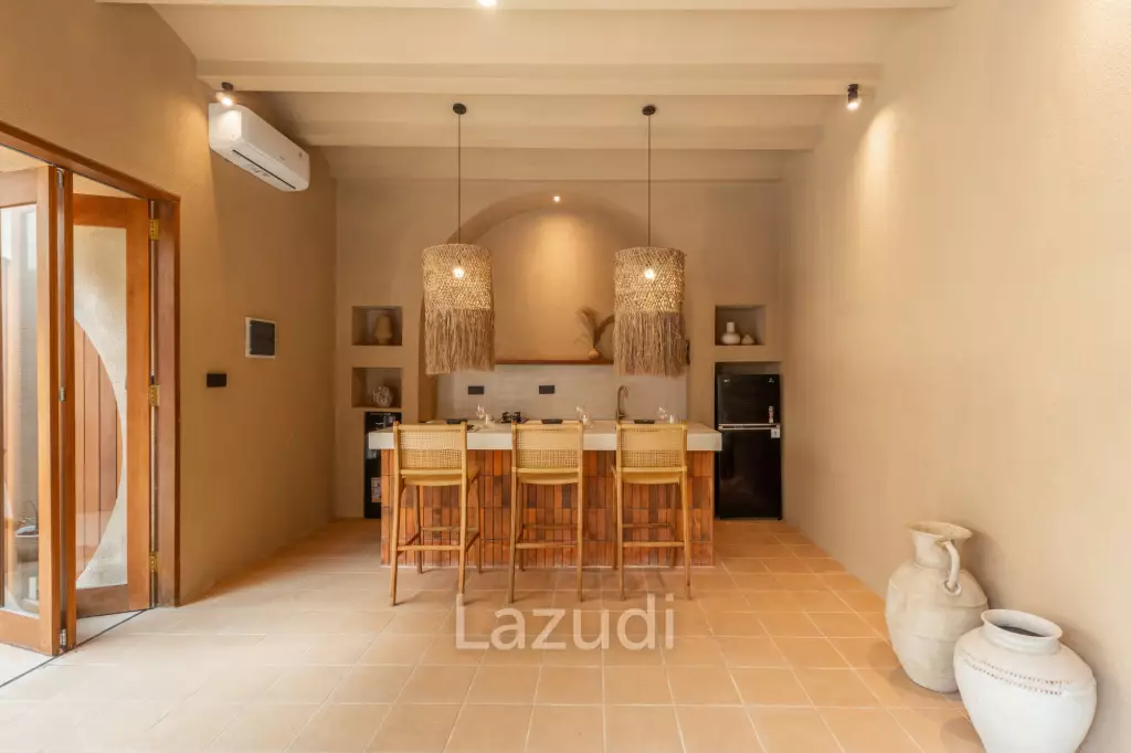 One Bedroom Mexican style Villa 5 minutes from Padang-Padang Beach