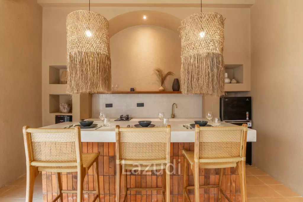 One Bedroom Mexican style Villa 5 minutes from Padang-Padang Beach