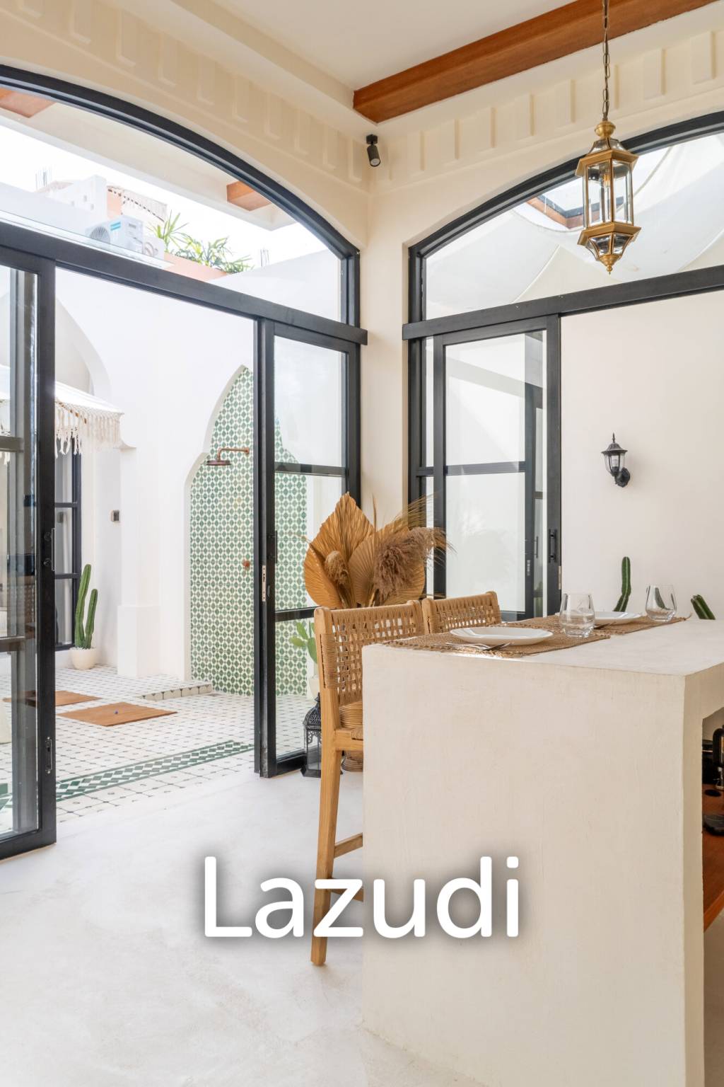 One Bedroom Moroccan style Villa 5 minutes from Padang-Padang Beach