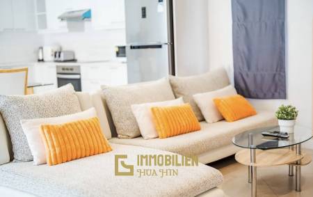 Neuwertig / privater Pool / voll möbliert