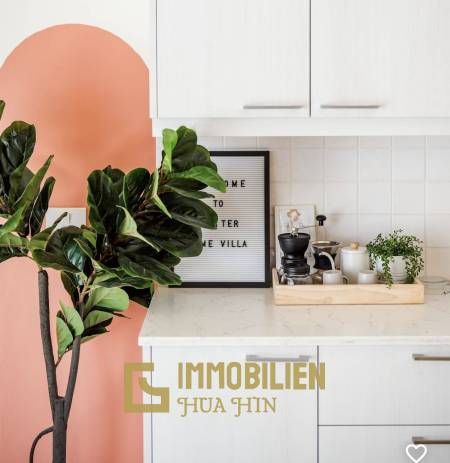 Neuwertig / privater Pool / voll möbliert