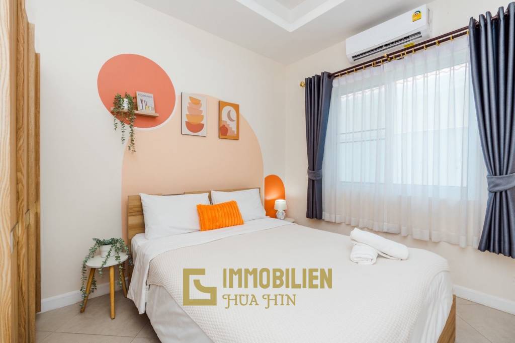 Neuwertig / privater Pool / voll möbliert