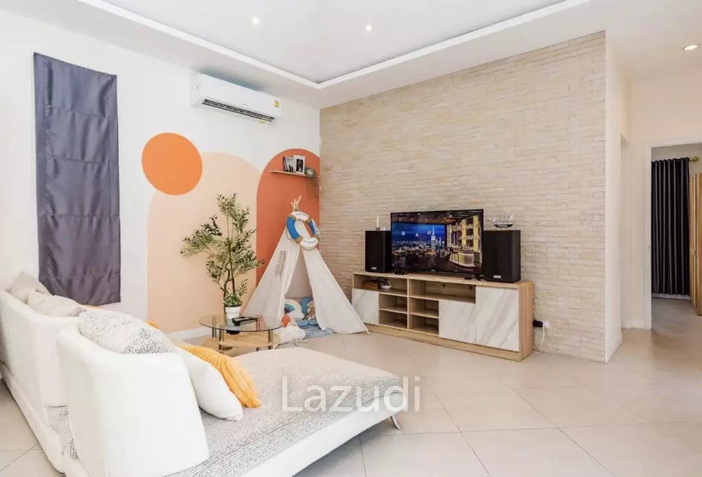 3-Bed Pool Villa on 350 sqm Plot for Sale in Cha Am