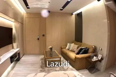59 sqm high-floor condo at The Room BTS Wongwian Yai, Khlong San