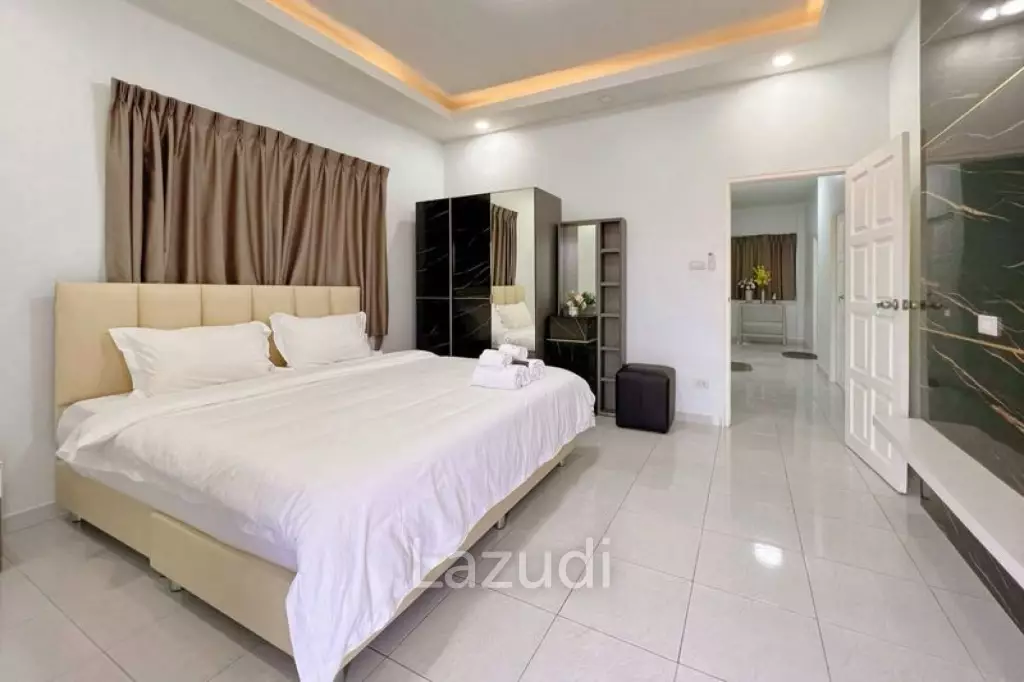 4 Bedroom 3 Bathroom 220 SQ.M. Royal View Village