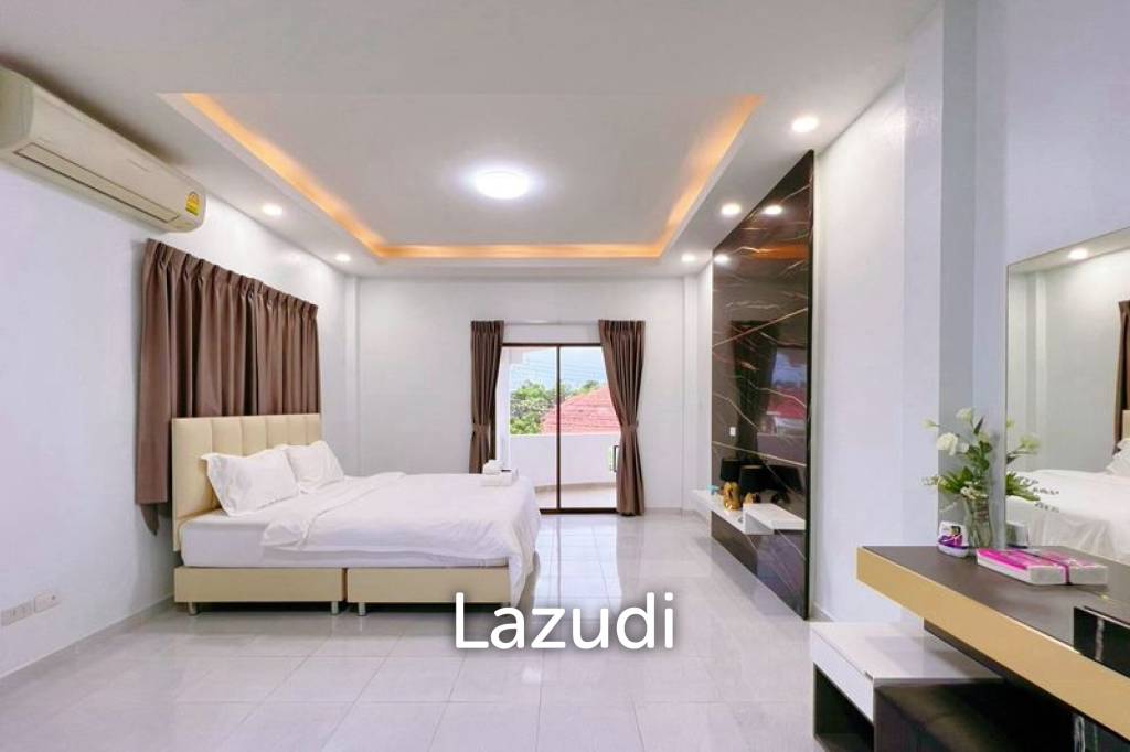 4 Bedroom 3 Bathroom 220 SQ.M. Royal View Village