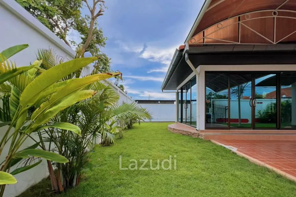 4 Bedroom 3 Bathroom 220 SQ.M. Royal View Village