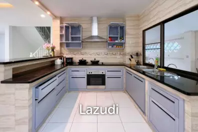 4 Bedroom 3 Bathroom 220 SQ.M. Royal View Village