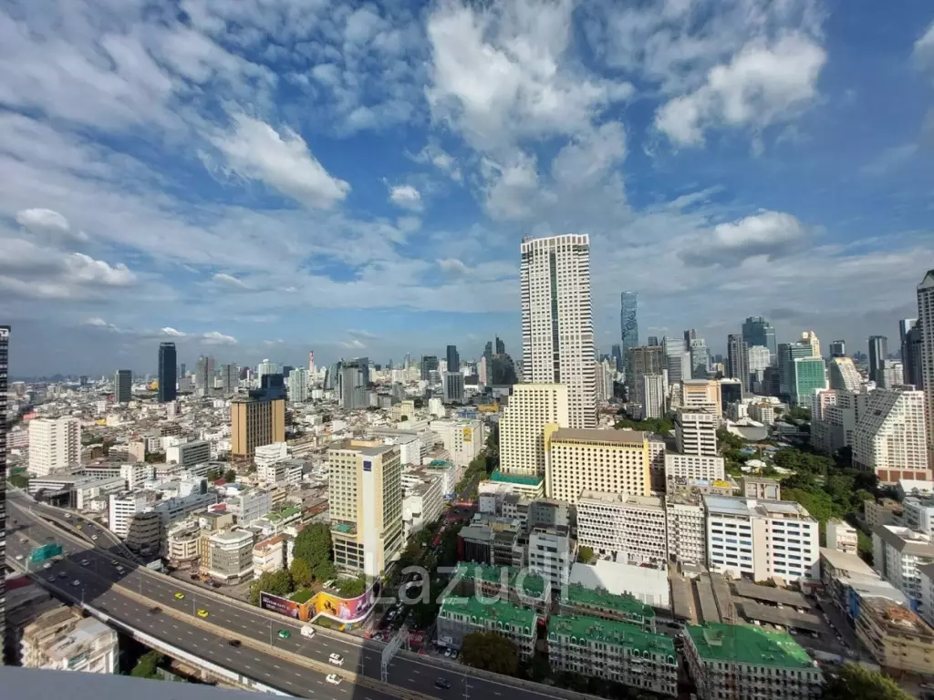 130 sqm High Floor 2 Bed Condo at State Tower Si Lom Bangkok