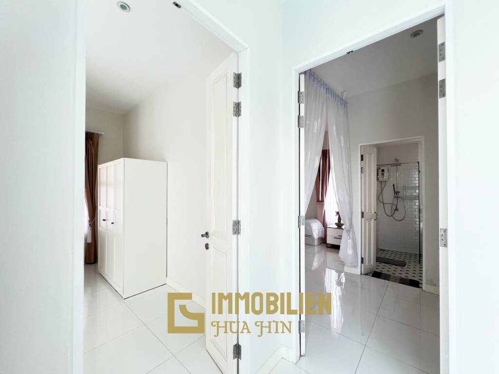 300 qm Wohnfläche / komplett möbliert / 3 Schlafzimmer + 4 Badezimmer