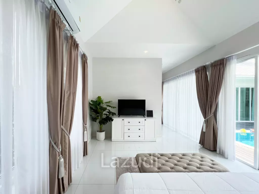 300 sqm 3 Bedroom Villa with Private Pool in  Hua Hin