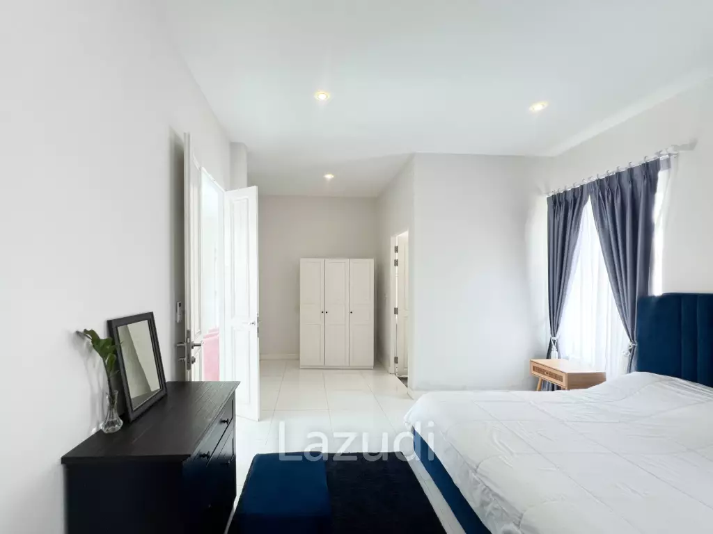 300 sqm 3 Bedroom Villa with Private Pool in  Hua Hin