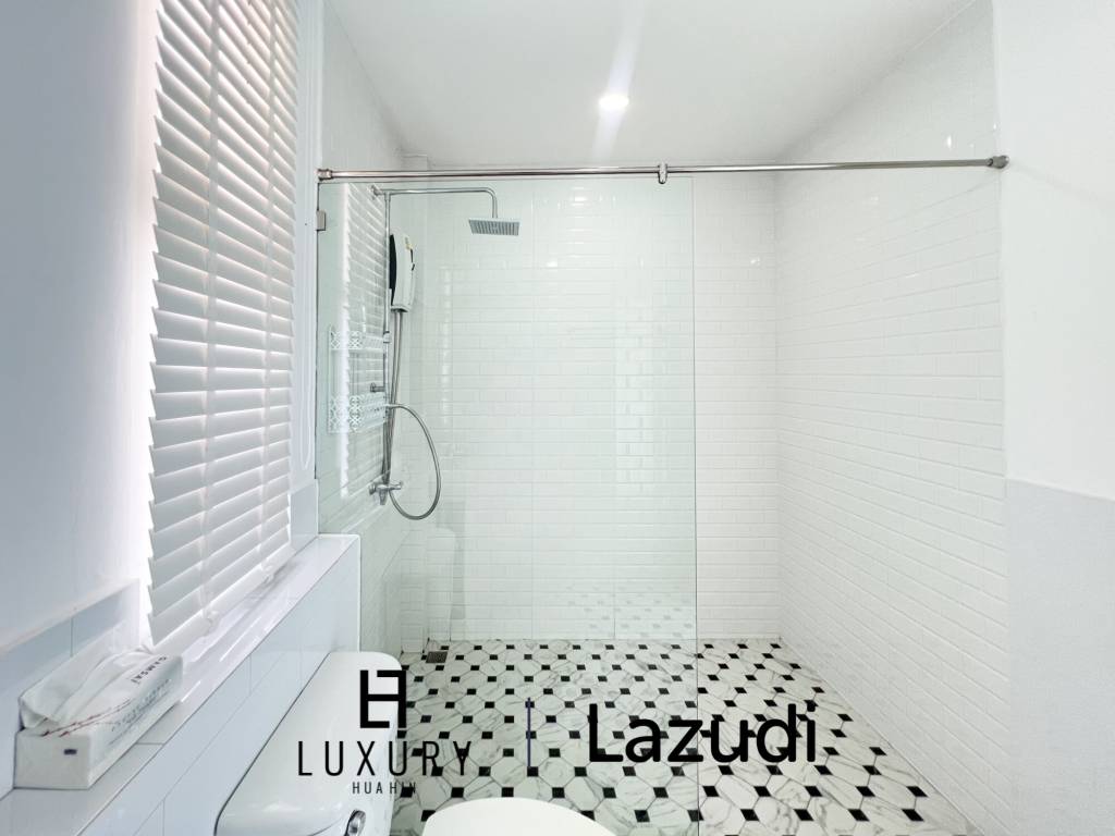 300 sqm 3 Bedroom Villa with Private Pool in  Hua Hin