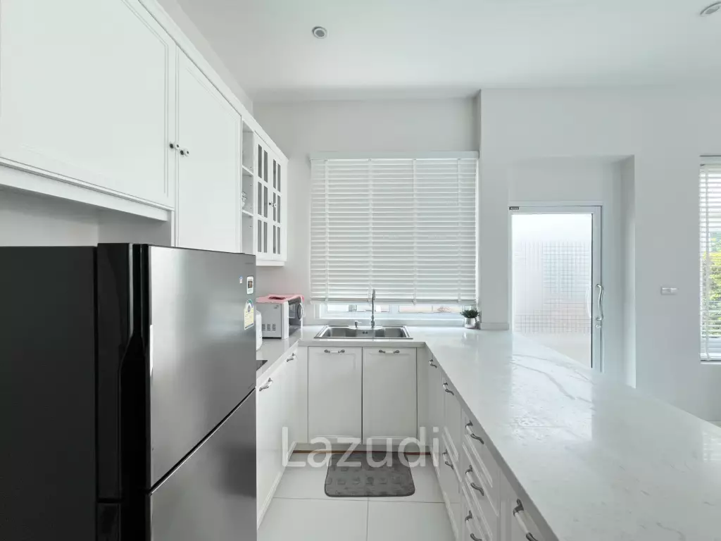 300 sqm 3 Bedroom Villa with Private Pool in  Hua Hin