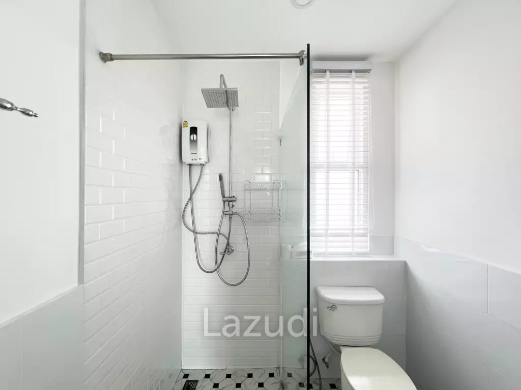 300 sqm 3 Bedroom Villa with Private Pool in  Hua Hin
