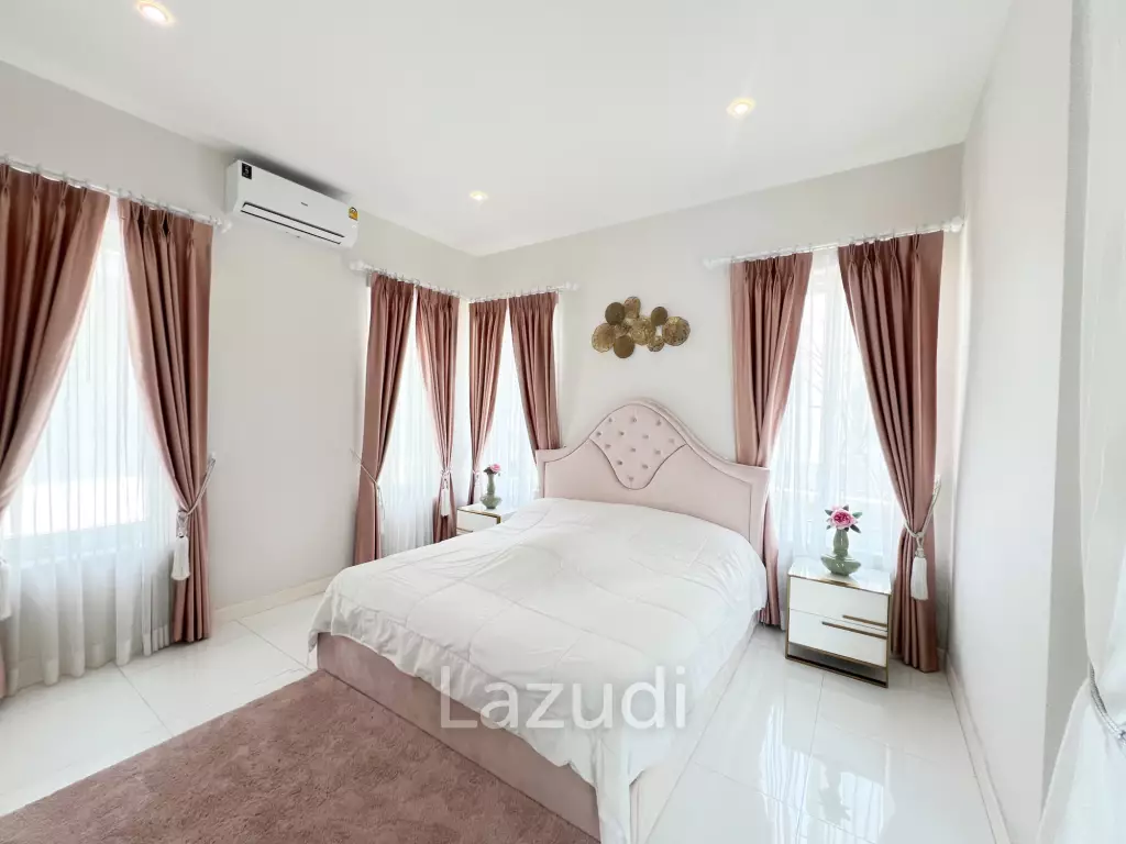 300 sqm 3 Bedroom Villa with Private Pool in  Hua Hin