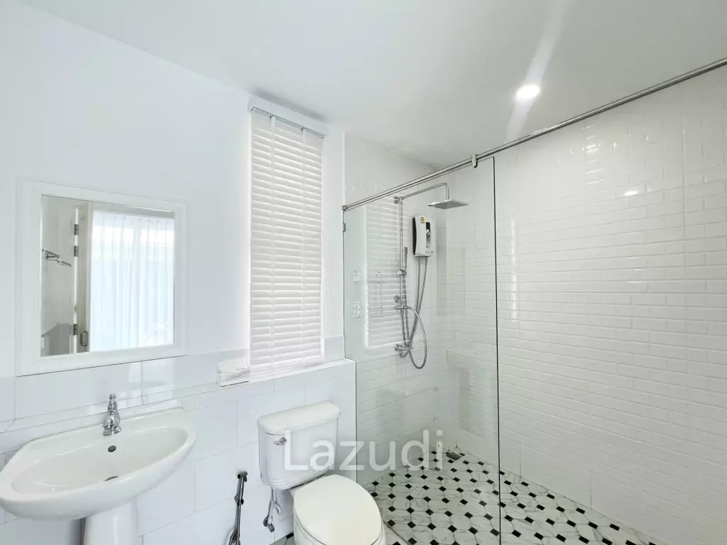 300 sqm 3 Bedroom Villa with Private Pool in  Hua Hin