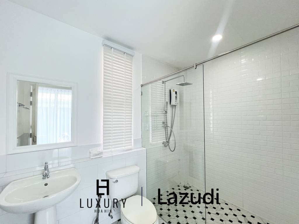 300 sqm 3 Bedroom Villa with Private Pool in  Hua Hin