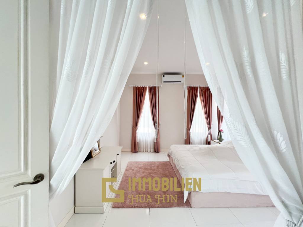 300 qm Wohnfläche / komplett möbliert / 3 Schlafzimmer + 4 Badezimmer