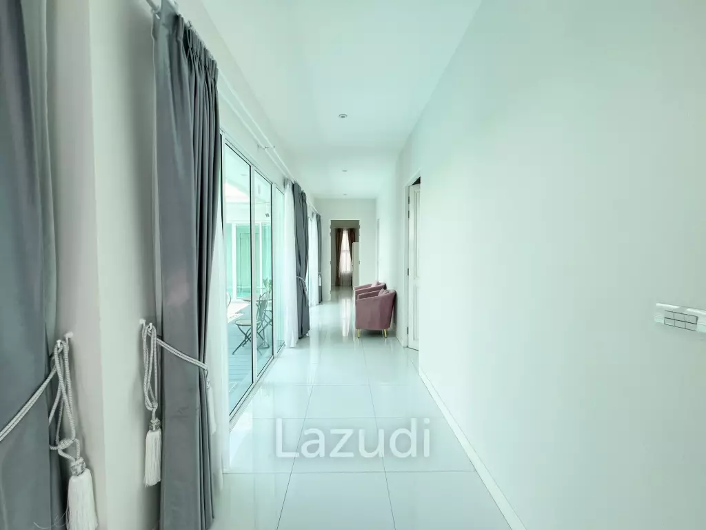 300 sqm 3 Bedroom Villa with Private Pool in  Hua Hin