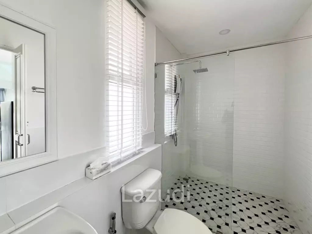 300 sqm 3 Bedroom Villa with Private Pool in  Hua Hin