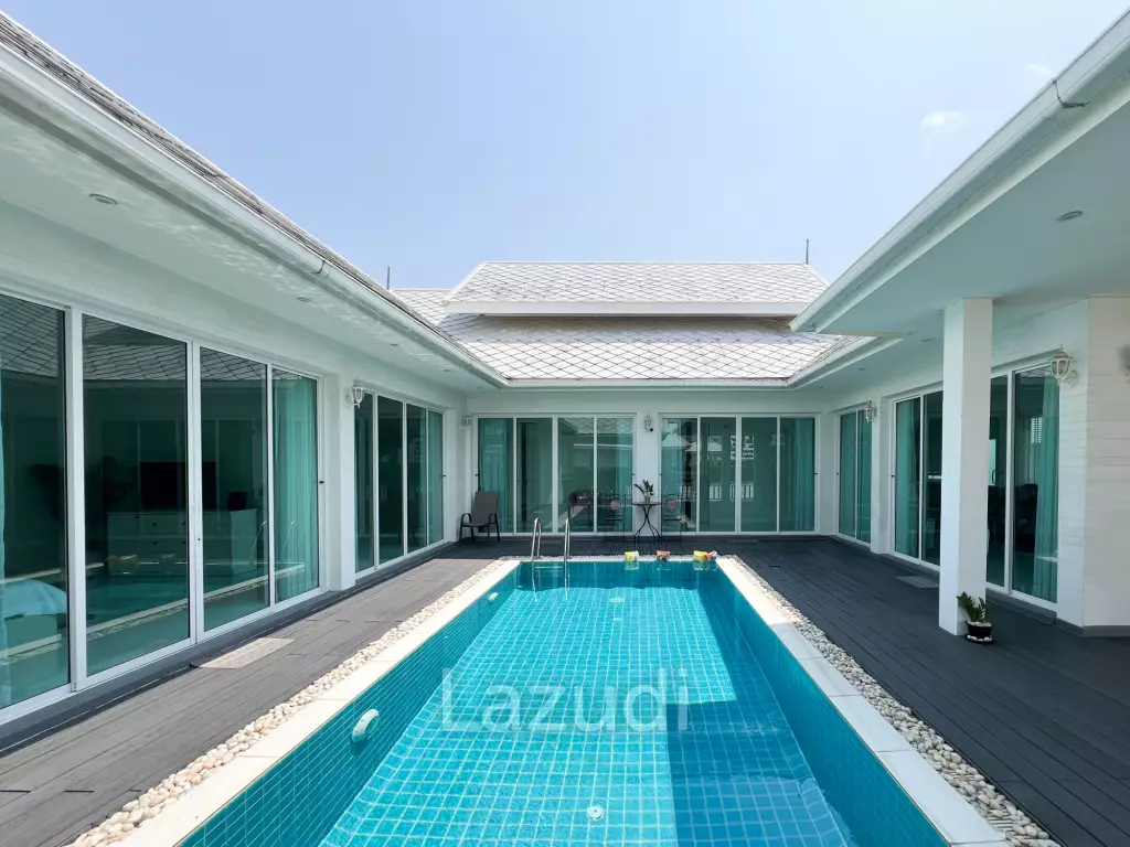 300 sqm 3 Bedroom Villa with Private Pool in  Hua Hin