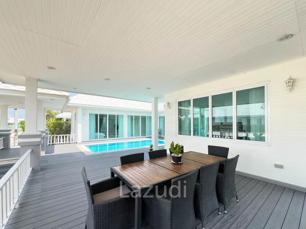 300 sqm 3 Bedroom Villa with Private Pool in  Hua Hin