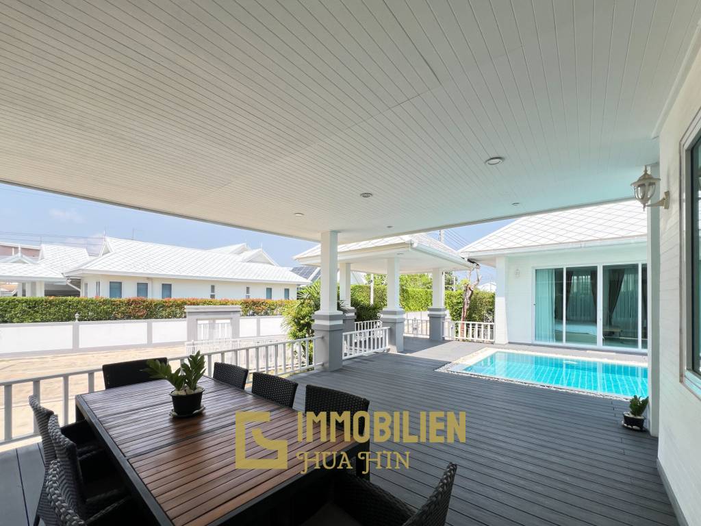 300 qm Wohnfläche / komplett möbliert / 3 Schlafzimmer + 4 Badezimmer